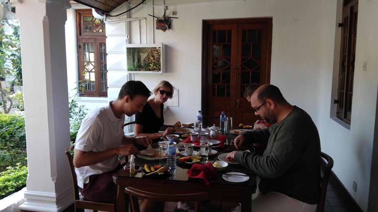 Singgah Kandy Tennekumbura Εξωτερικό φωτογραφία